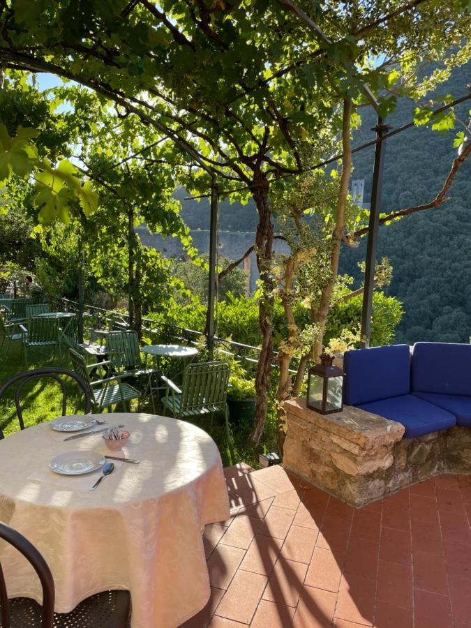Hotel Gattapone Spoleto Exterior foto